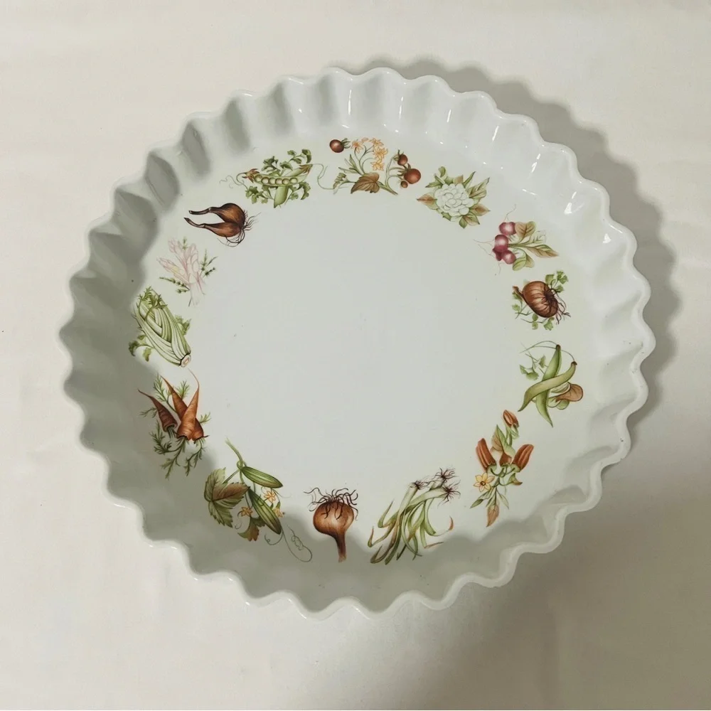 PILLIVUYT  - White Fluted Porcelain 12” QUICHE/TART PAN Vegetable Design France